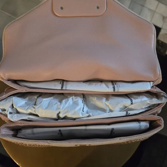 Karl Lagerfeld Bag - Picture 5 of 6